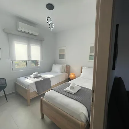Rodelia Nr2 In *