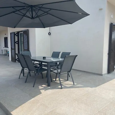 Διαμέρισμα Rodelia Nr2 In Ρόδα