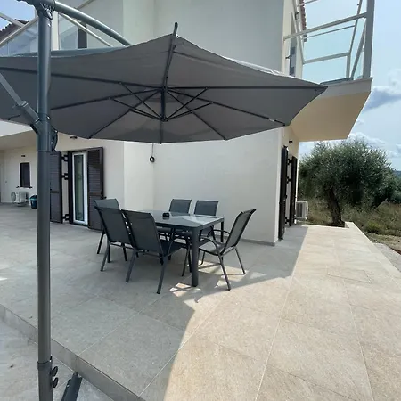 Rodelia Nr2 In Ρόδα